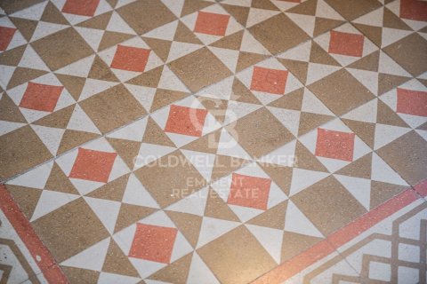Apartamento de 4 dormitorios en venta en Barcelona, Cataluña, Spain № 7923 - foto 10