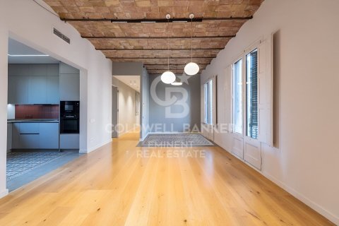 Apartamento de 4 dormitorios en venta en Barcelona, Cataluña, Spain № 7923 - foto 30