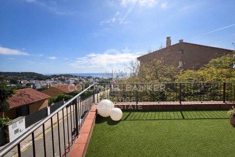 3 bedrooms house for sale in Sant Pol de Mar, Barcelona, Catalonia, Spain № 7821 - photo 23
