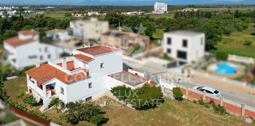 3 bedrooms villa for sale in Roses, Girona, Catalonia, Spain № 7820
