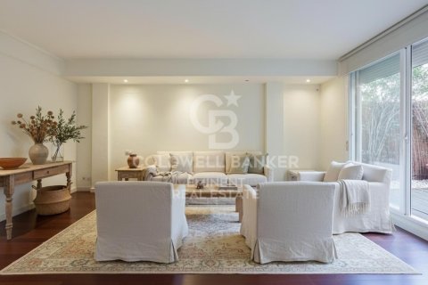 3 bedrooms apartment for sale in Barcelona, Catalonia, Spain № 7819