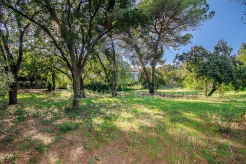 1400 sq.m. land plot for sale in Cerdanyola Del Valles, Barcelona, Catalonia, Spain № 7973 - photo 3
