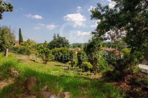 1001 sq.m. land plot for sale in Cerdanyola Del Valles, Barcelona, Catalonia, Spain № 7976