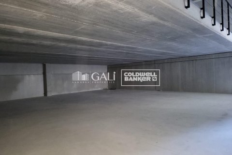 458 sq.m. commercial property for sale in Principado De Andorra (Ninguna Poblacion Tiene C.P.), Lleida, Catalonia, Spain № 5393 - photo 2
