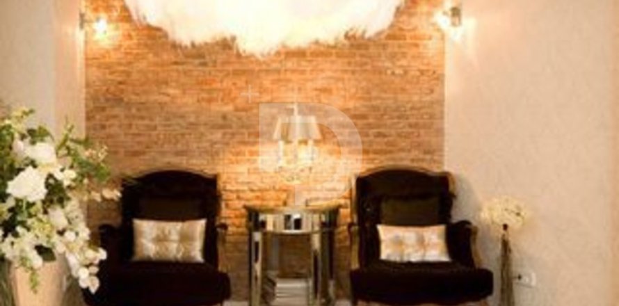 69 sq.m. commercial property for sale in Ciutat Vella, Barcelona, Catalonia, Spain № 5207