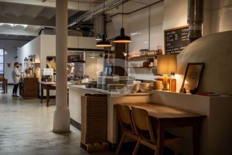 482 sq.m. cafe / restaurant for sale in L'Eixample, Barcelona, Catalonia, Spain № 5204