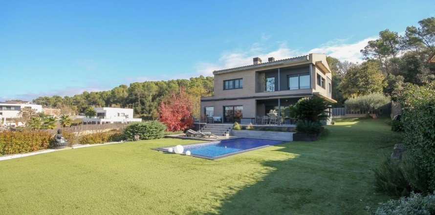 4 bedrooms house for sale in Catalonia, Spain № 6252
