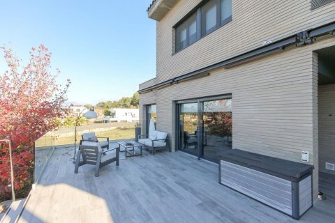 4 bedrooms house for sale in Catalonia, Spain № 6252 - photo 9