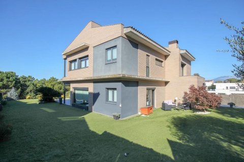 4 bedrooms house for sale in Catalonia, Spain № 6252 - photo 4