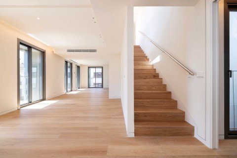 3 bedrooms apartment for sale in Barcelona, Catalonia, Spain № 6780 - photo 18