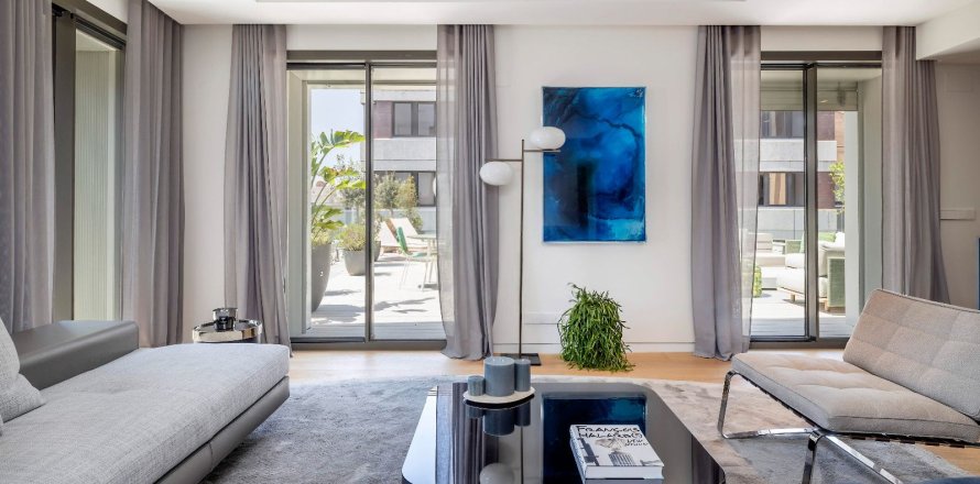 3 bedrooms apartment for sale in Barcelona, Catalonia, Spain № 6777