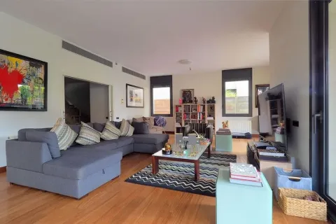 7 bedrooms house for sale in Barcelona, Catalonia, Spain № 1726 - photo 10