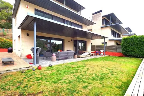 7 bedrooms house for sale in Barcelona, Catalonia, Spain № 1726 - photo 5
