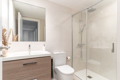 4 bedrooms apartment for sale in Barcelona, Catalonia, Spain № 1731 - photo 16