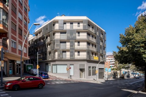 4 bedrooms apartment for sale in Barcelona, Catalonia, Spain № 1731 - photo 3