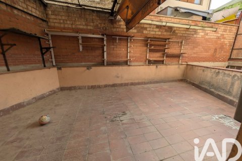 480 m² commercial property à vendre à Manresa, Barcelona, Catalonia, Spain № 9032 - photo 3