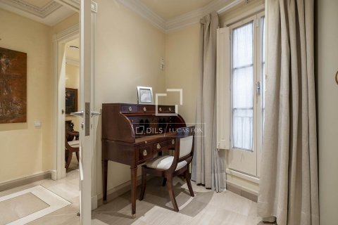 3 bedrooms apartment for rent in Barcelona, Catalonia, Spain № 9029 - photo 30