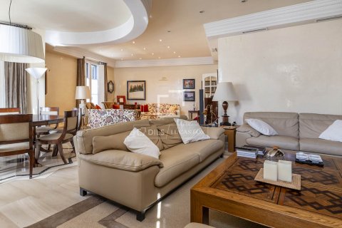3 bedrooms apartment for rent in Barcelona, Catalonia, Spain № 9029 - photo 6