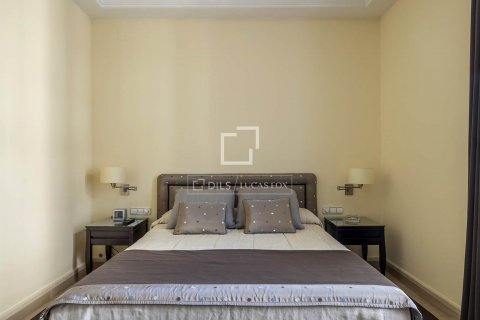 3 bedrooms apartment for rent in Barcelona, Catalonia, Spain № 9029 - photo 24