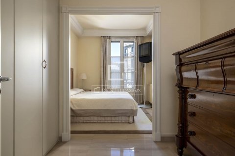 3 bedrooms apartment for rent in Barcelona, Catalonia, Spain № 9029 - photo 16