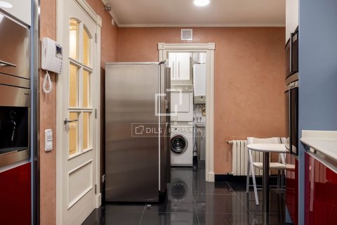 3 bedrooms apartment for rent in Barcelona, Catalonia, Spain № 9029 - photo 14