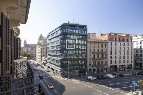 3 bedrooms apartment for rent in Barcelona, Catalonia, Spain № 9029 - photo 19