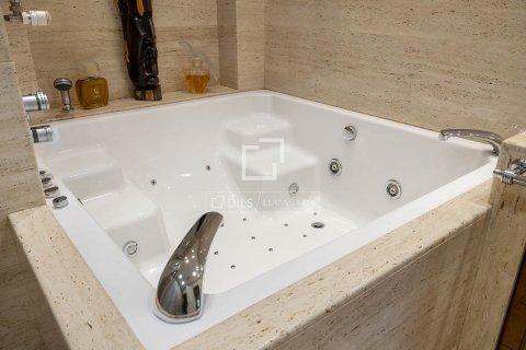 3 bedrooms apartment for rent in Barcelona, Catalonia, Spain № 9029 - photo 28