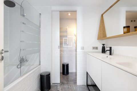 3 bedrooms apartment for rent in Barcelona, Catalonia, Spain № 9027 - photo 30
