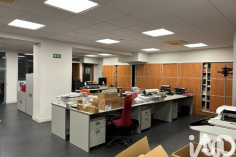 548 sq.m. commercial property for sale in Barcelona, Catalonia, Spain № 9031 - photo 10