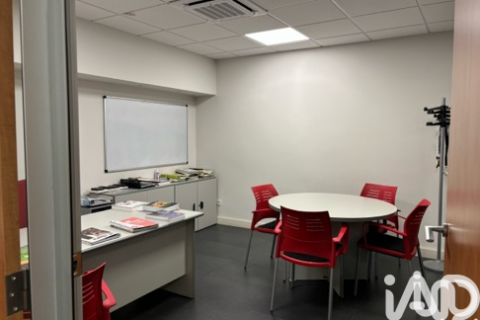548 sq.m. commercial property for sale in Barcelona, Catalonia, Spain № 9031 - photo 20