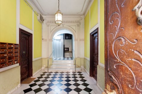 apartment for sale in Barcelona, Catalonia, Spain № 9030 - photo 24