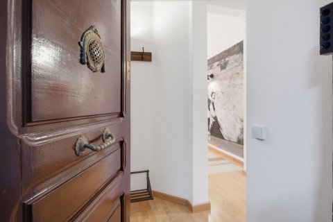 apartment for sale in Barcelona, Catalonia, Spain № 9030 - photo 23