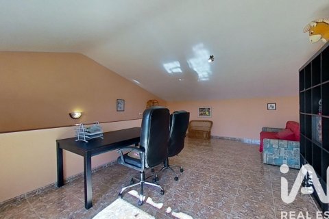 4 bedrooms house for sale in Cubelles, Barcelona, Catalonia, Spain № 4712 - photo 27