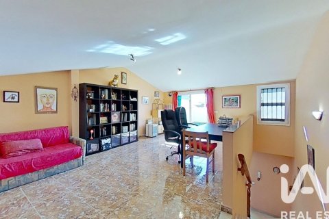 4 bedrooms house for sale in Cubelles, Barcelona, Catalonia, Spain № 4712 - photo 2