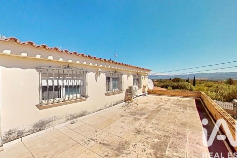 Сasa de 4 dormitorios en venta en Roquetes, Tarragona, Cataluña, Spain № 7336 - foto 12