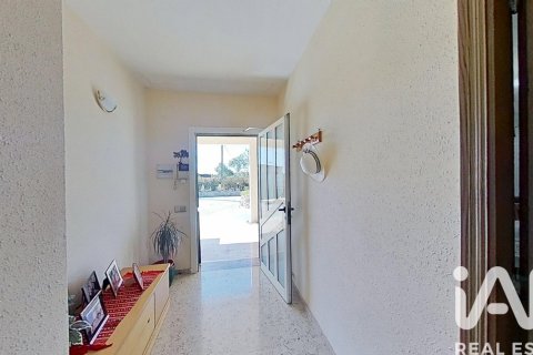 Сasa de 4 dormitorios en venta en Roquetes, Tarragona, Cataluña, Spain № 7336 - foto 28