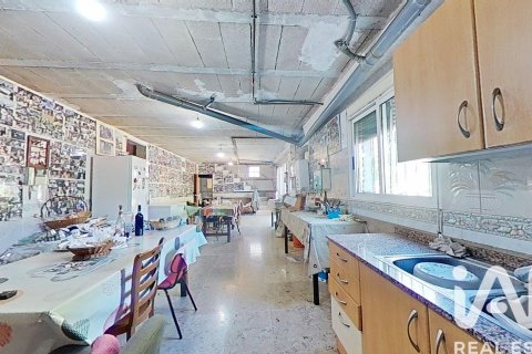 Сasa de 4 dormitorios en venta en Roquetes, Tarragona, Cataluña, Spain № 7336 - foto 11