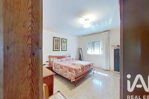 Сasa de 4 dormitorios en venta en Roquetes, Tarragona, Cataluña, Spain № 7336 - foto 18
