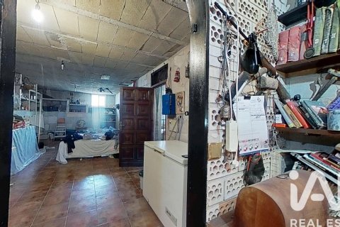 Сasa de 4 dormitorios en venta en Roquetes, Tarragona, Cataluña, Spain № 7336 - foto 6