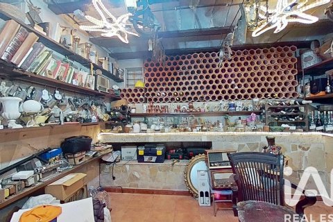 Сasa de 4 dormitorios en venta en Roquetes, Tarragona, Cataluña, Spain № 7336 - foto 8