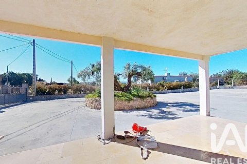 Сasa de 4 dormitorios en venta en Roquetes, Tarragona, Cataluña, Spain № 7336 - foto 29