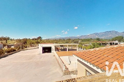 Сasa de 4 dormitorios en venta en Roquetes, Tarragona, Cataluña, Spain № 7336 - foto 13