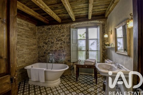 9 chambres house à vendre à Vilademuls, Girona, Catalonia, Spain № 7341 - photo 21