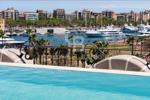 3 bedrooms apartment for sale in Barcelona, Catalonia, Spain № 5858 - photo 2