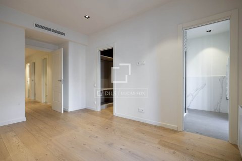 Купить квартиру в Барселона, Испания с 3 спальни, 137м², № 3788 - фото 21