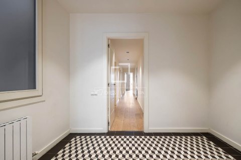 Купить квартиру в Барселона, Испания с 3 спальни, 137м², № 3788 - фото 8