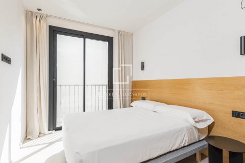 2 bedrooms apartment for sale in Barcelona, Catalonia, Spain № 8838 - photo 11