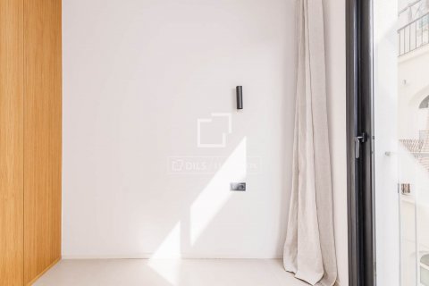 2 bedrooms apartment for sale in Barcelona, Catalonia, Spain № 8838 - photo 4