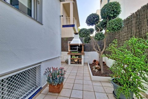 5 bedrooms villa for sale in Vilanova i la Geltru, Barcelona, Catalonia, Spain № 8837 - photo 21