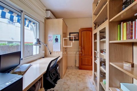 5 bedrooms villa for sale in Vilanova i la Geltru, Barcelona, Catalonia, Spain № 8837 - photo 9